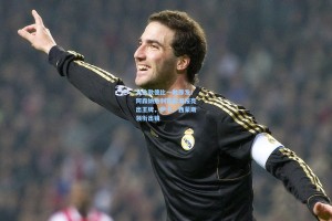 北伦敦德比一触即发！阿森纳热刺赛前海报亮出王牌，萨卡、西蒙斯领衔出镜