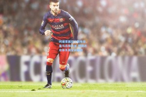 阿隆索展望右闸布局，皇马选择丰富 强调进攻体系需全员驱动